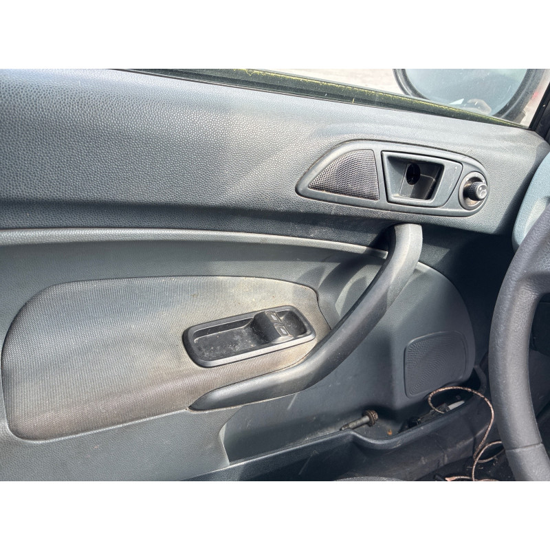 Neiman FORD FIESTA 6 Photo n°17