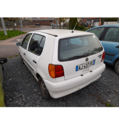 Serrure avant gauche VOLKSWAGEN POLO 3