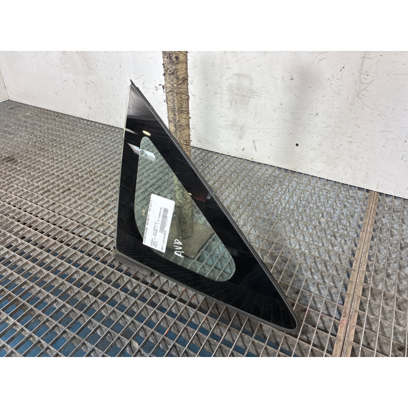 Custode avant droit HONDA JAZZ 4 Photo n°2