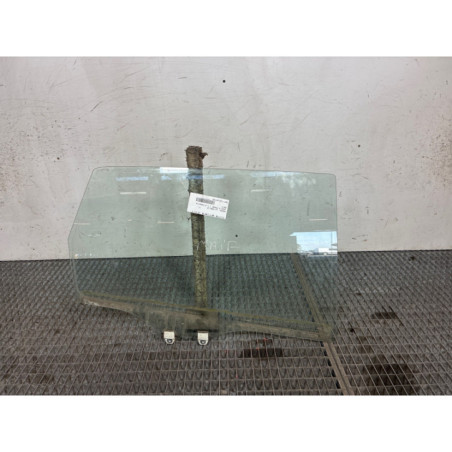 Vitre arriere droit HONDA JAZZ 4 Photo n°1