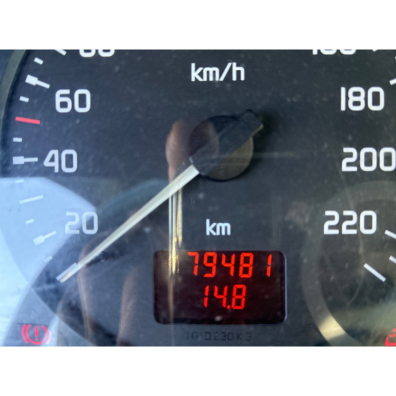 Vitre avant droit RENAULT MEGANE 1 Photo n°19