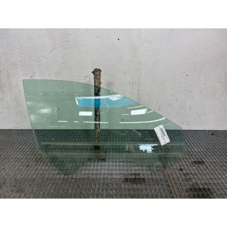 Vitre avant droit AUDI A3 2 Photo n°1