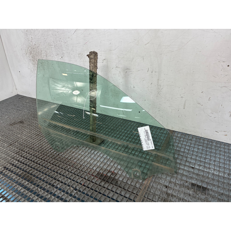 Vitre avant droit AUDI A3 2 Photo n°3