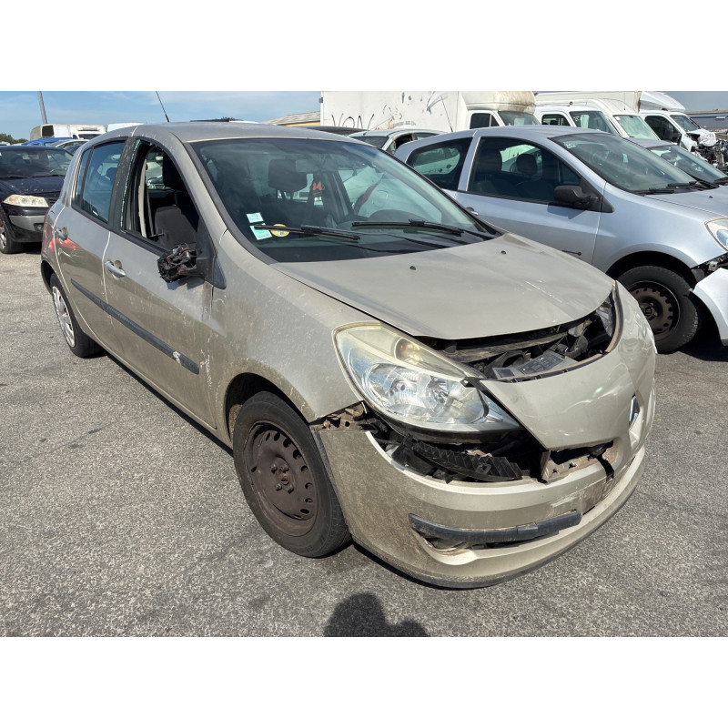 Feu arriere principal droit (feux) RENAULT CLIO 3 Photo n°11