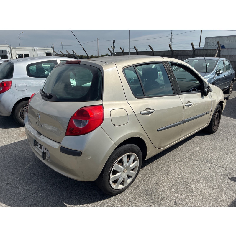 Feu arriere principal droit (feux) RENAULT CLIO 3 Photo n°12