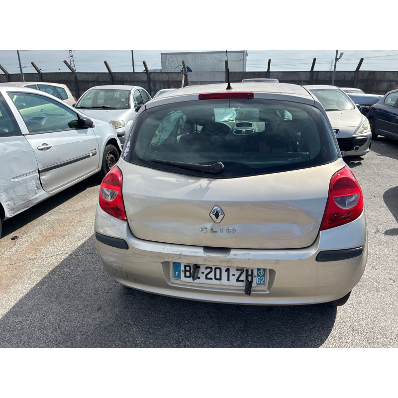 Feu arriere principal droit (feux) RENAULT CLIO 3 Photo n°13