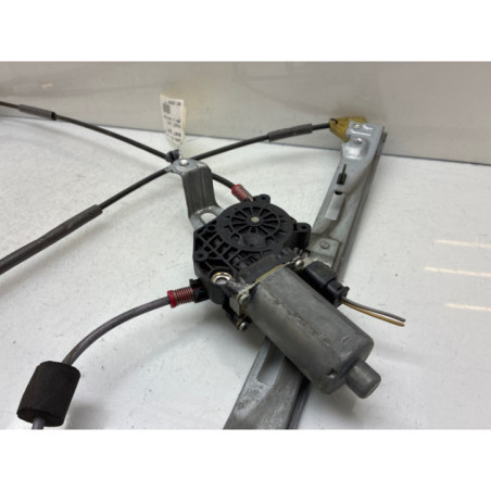 Leve vitre electrique avant gauche PEUGEOT 206+ Photo n°1