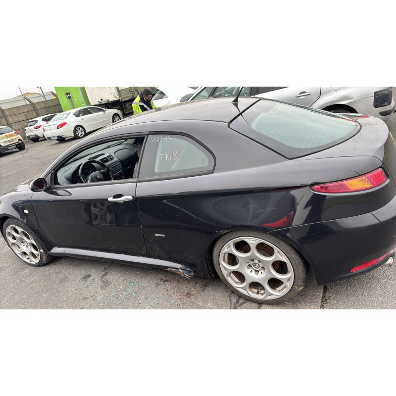 Leve vitre electrique avant droit ALFA ROMEO GT Photo n°17
