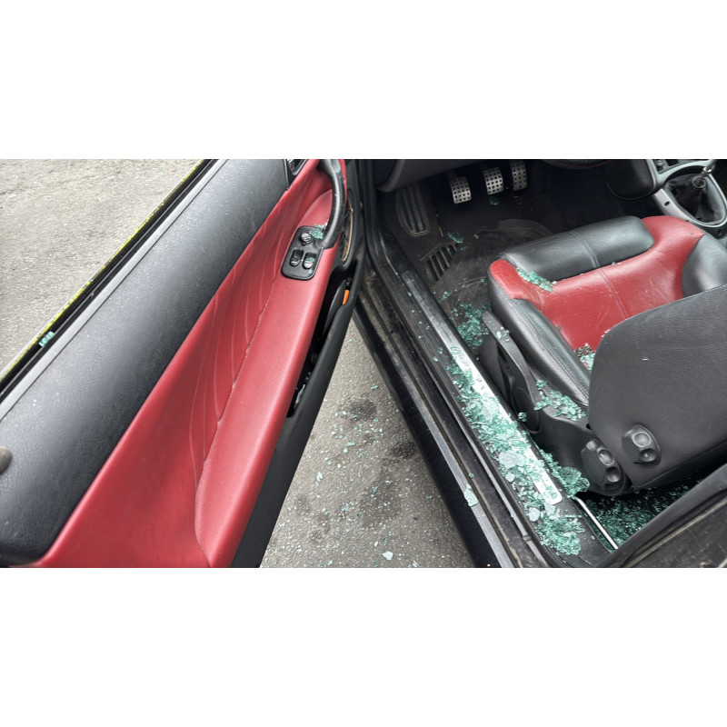 Leve vitre electrique avant droit ALFA ROMEO GT Photo n°19