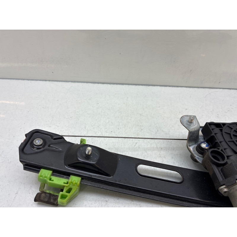 Leve vitre electrique arriere gauche BMW SERIE 1 E87 Photo n°6