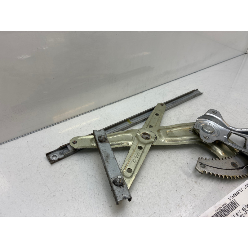 Leve vitre electrique arriere droit CITROEN C4 AIRCROSS Photo n°3