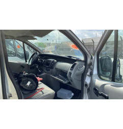 Poignee porte coffre gauche OPEL VIVARO 1