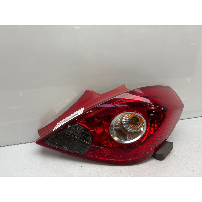 Feu arriere principal droit (feux) OPEL CORSA D Photo n°4