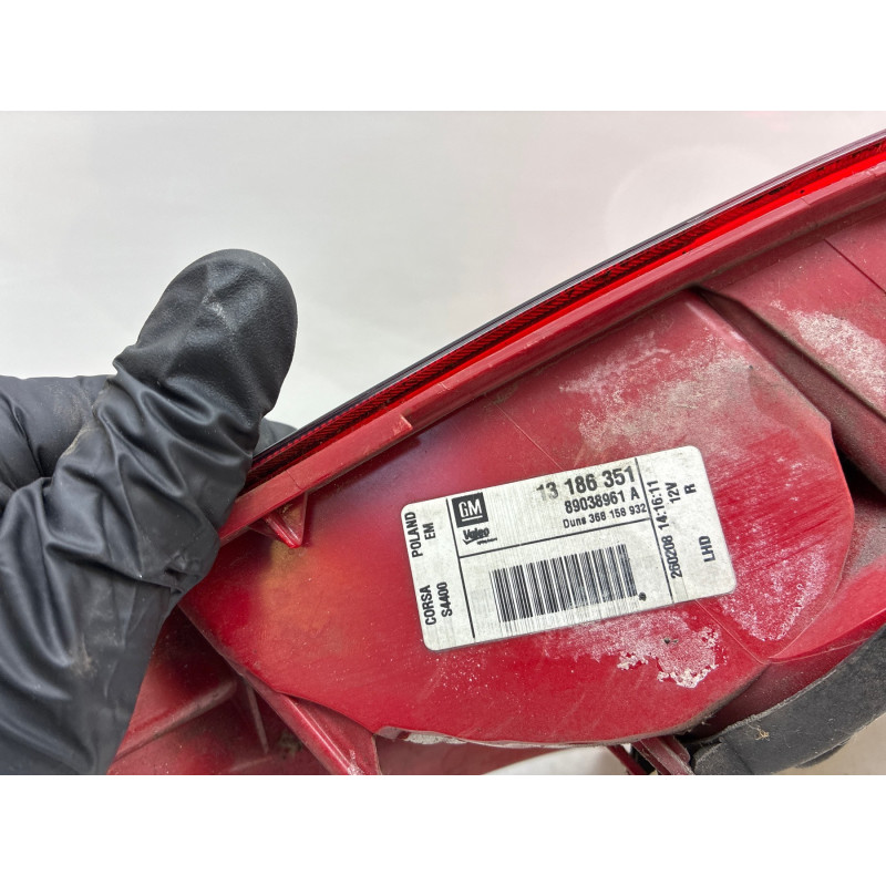 Feu arriere principal droit (feux) OPEL CORSA D Photo n°6