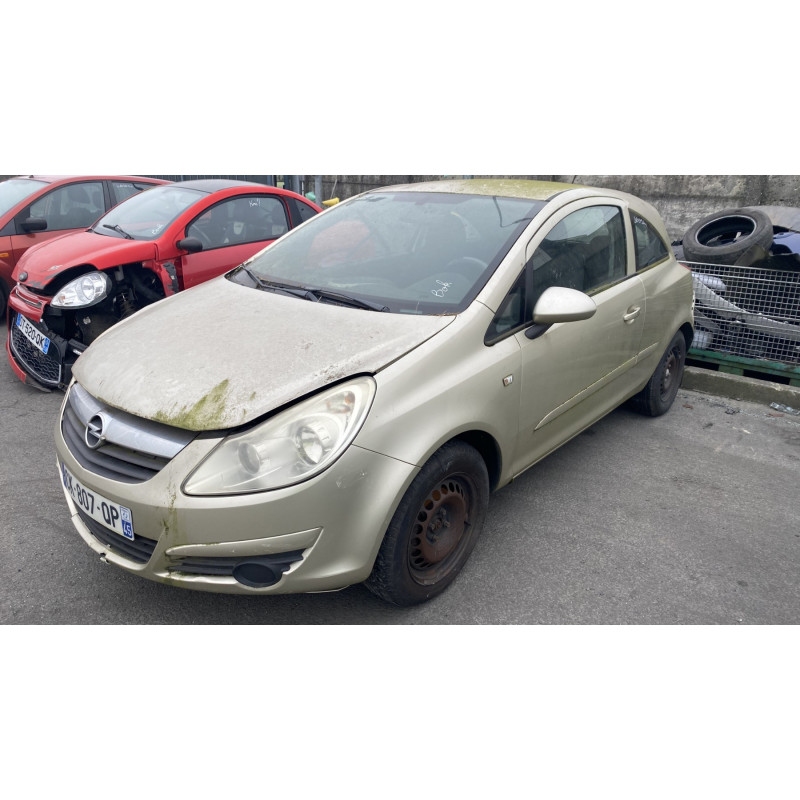 Feu arriere principal droit (feux) OPEL CORSA D Photo n°8