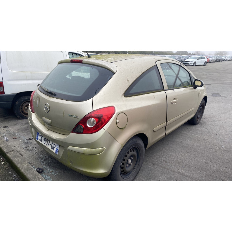 Feu arriere principal droit (feux) OPEL CORSA D Photo n°10