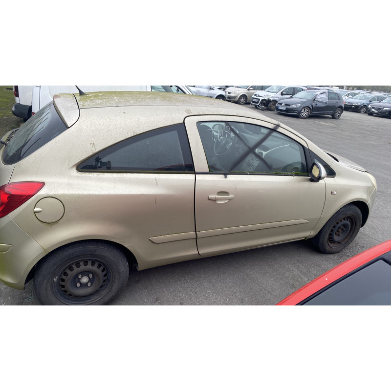 Feu arriere principal droit (feux) OPEL CORSA D Photo n°13