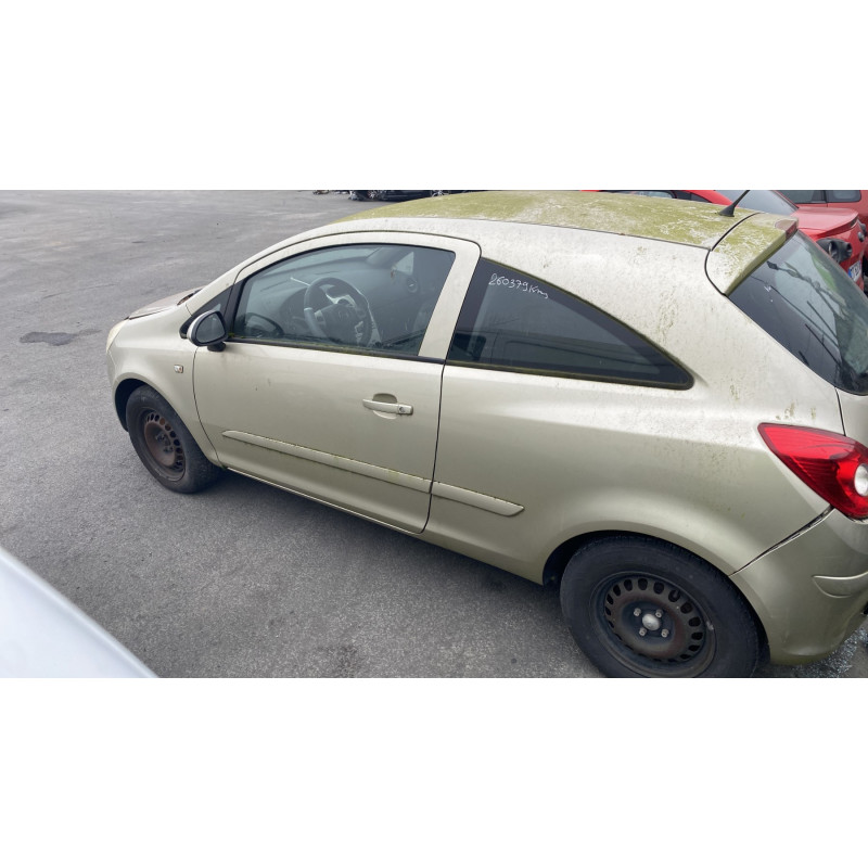 Feu arriere principal droit (feux) OPEL CORSA D Photo n°14