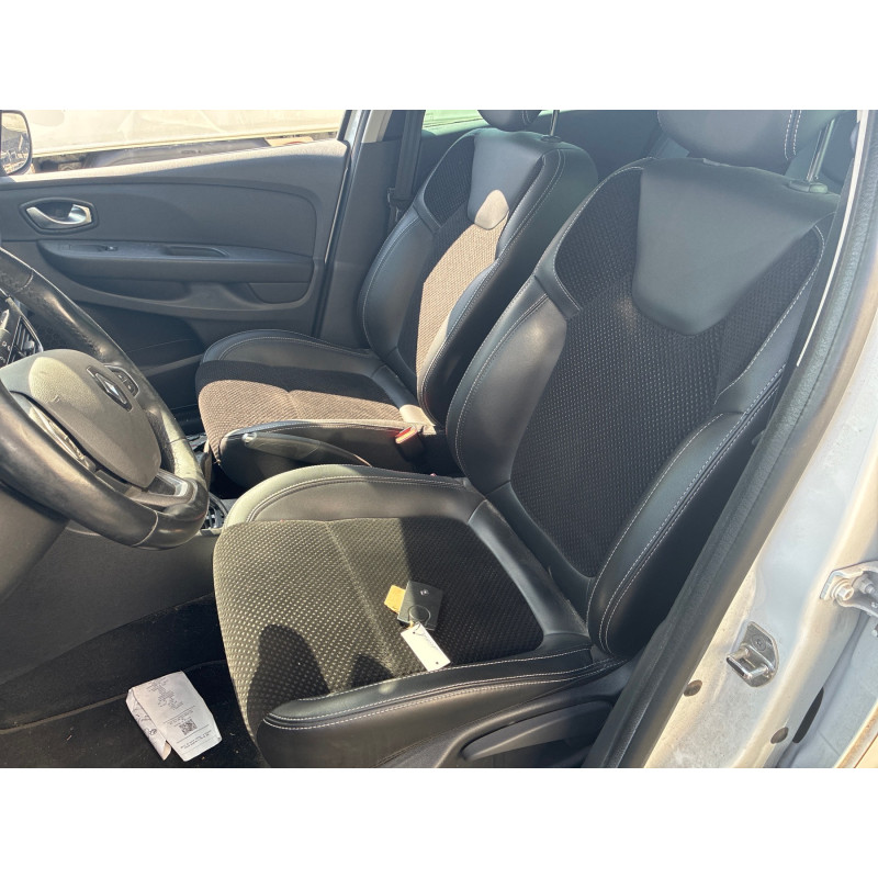 RENAULT CLIO 4 PHASE 2 1.5 DCI - 8V TURBO Photo n°11