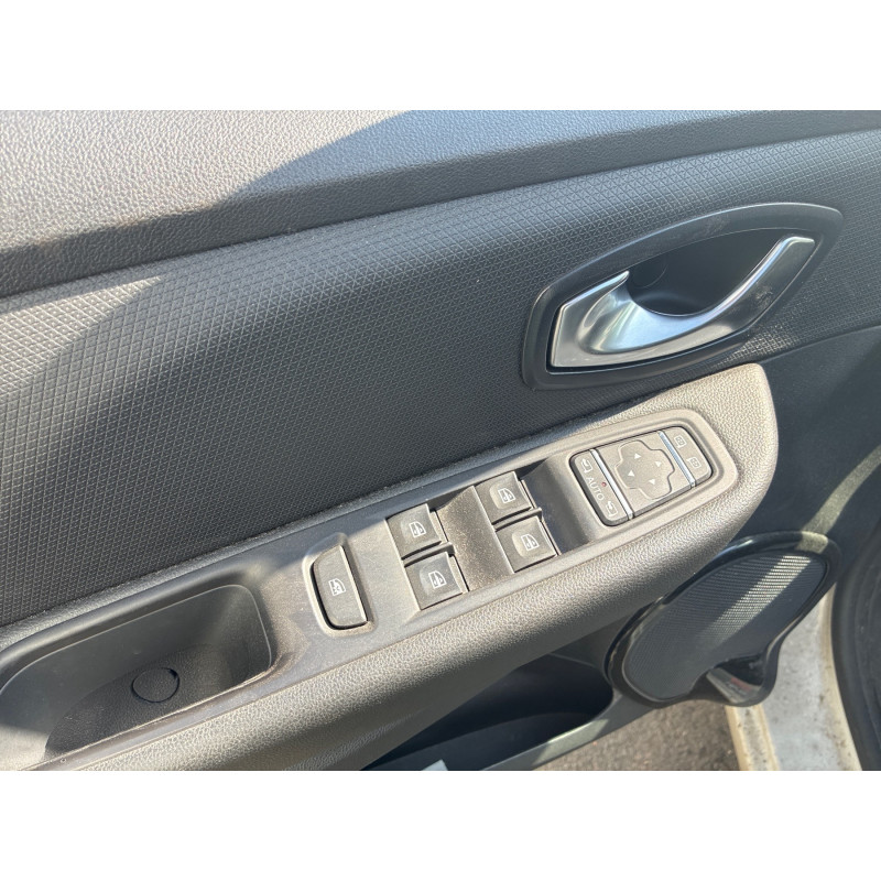 RENAULT CLIO 4 PHASE 2 1.5 DCI - 8V TURBO Photo n°13