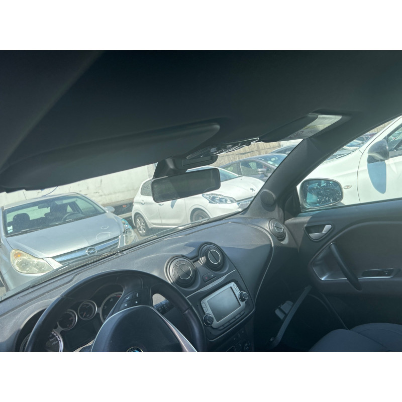 ALFA ROMEO MITO PHASE 1 1.3 JTD - 16V TURBO MULTIJET Photo n°12
