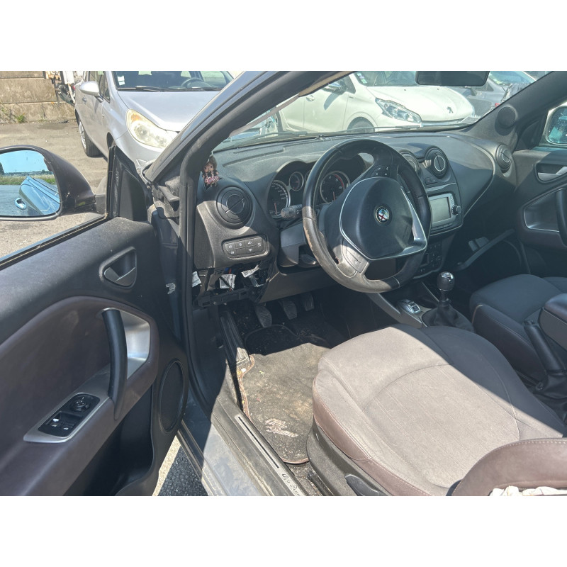 ALFA ROMEO MITO PHASE 1 1.3 JTD - 16V TURBO MULTIJET Photo n°14