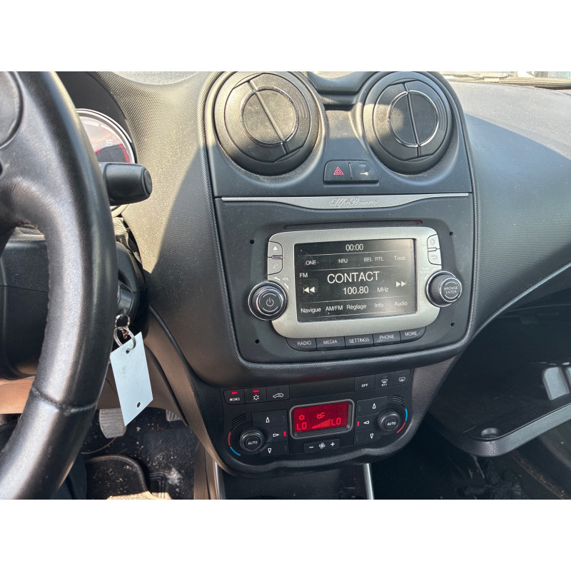 ALFA ROMEO MITO PHASE 1 1.3 JTD - 16V TURBO MULTIJET Photo n°17