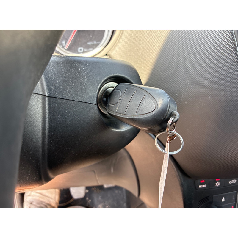 ALFA ROMEO MITO PHASE 1 1.3 JTD - 16V TURBO MULTIJET Photo n°21