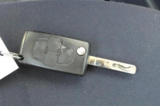Bras essuie glace arriere PEUGEOT 1007
