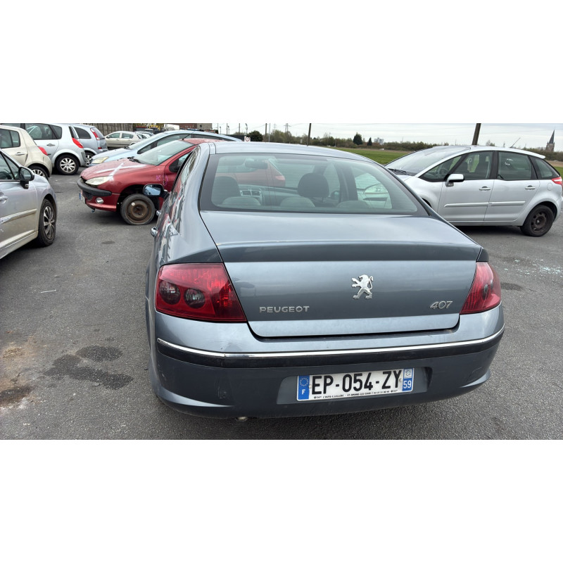 Pare choc arriere PEUGEOT 407 Photo n°11