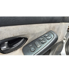 Porte avant gauche PEUGEOT 406