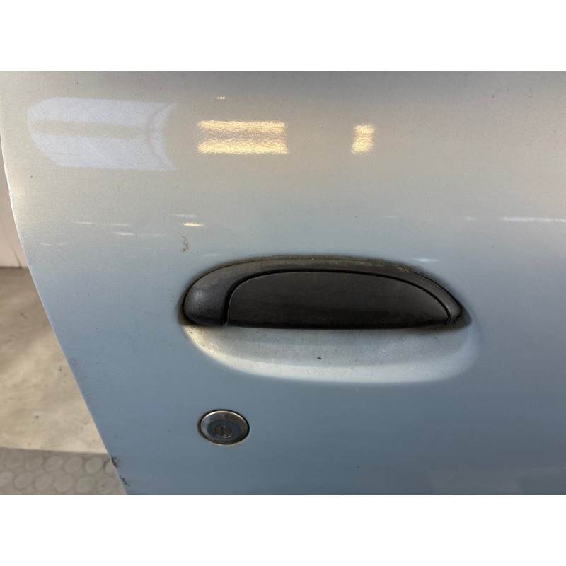 Porte avant droit RENAULT CLIO 2 Photo n°6