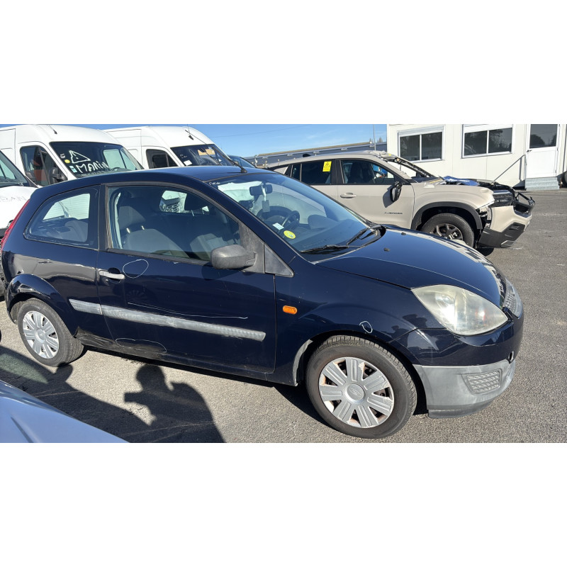 Pare choc arriere FORD FIESTA 5 Photo n°9