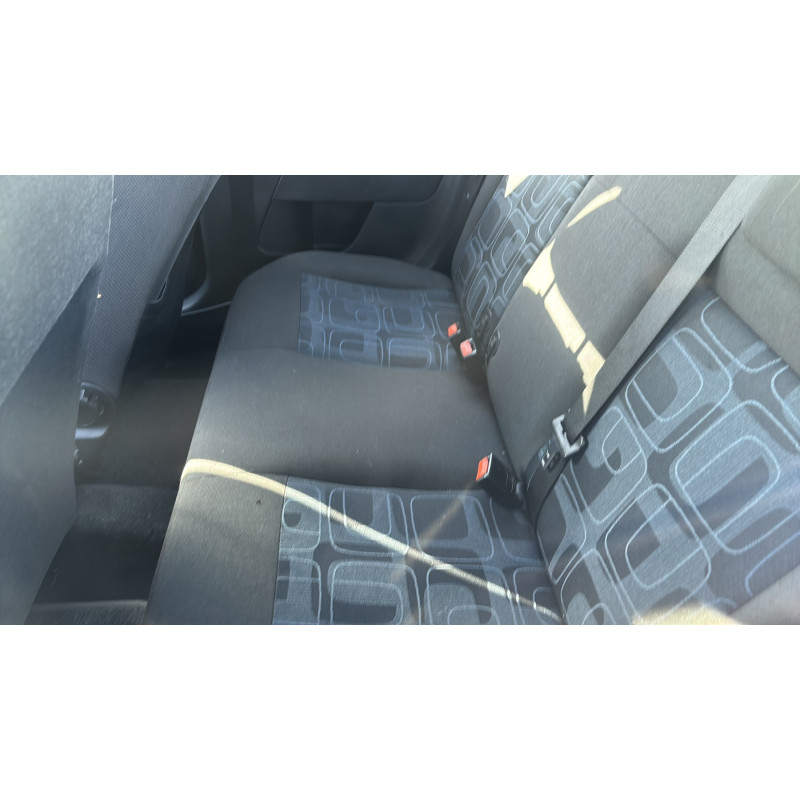 Pare choc arriere FORD FIESTA 5 Photo n°19
