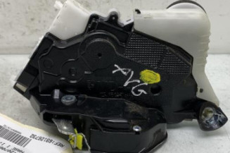 Serrure avant gauche TOYOTA YARIS 3