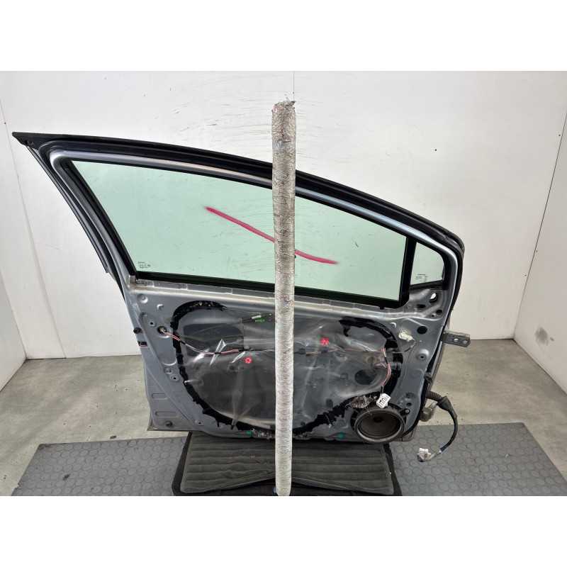 Porte avant gauche TOYOTA YARIS 2 Photo n°6