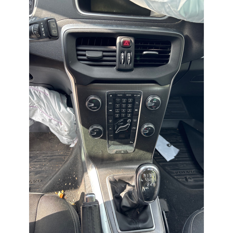 Moteur VOLVO V 40 2 Photo n°9
