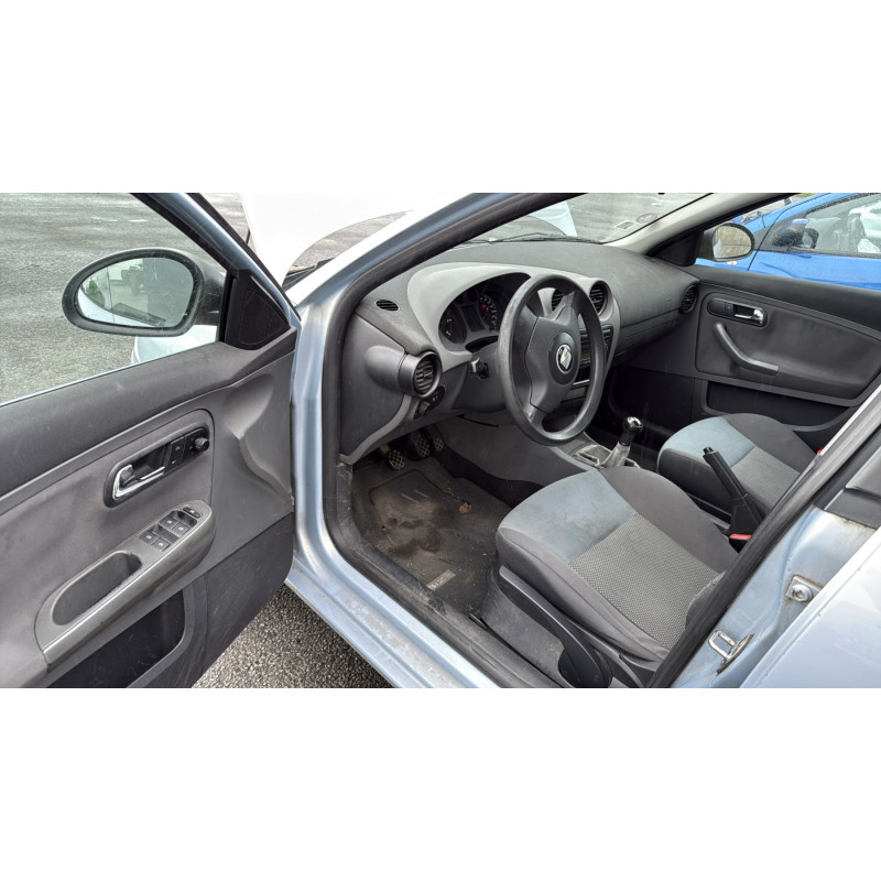 Porte avant droit SEAT IBIZA 3 Photo n°16