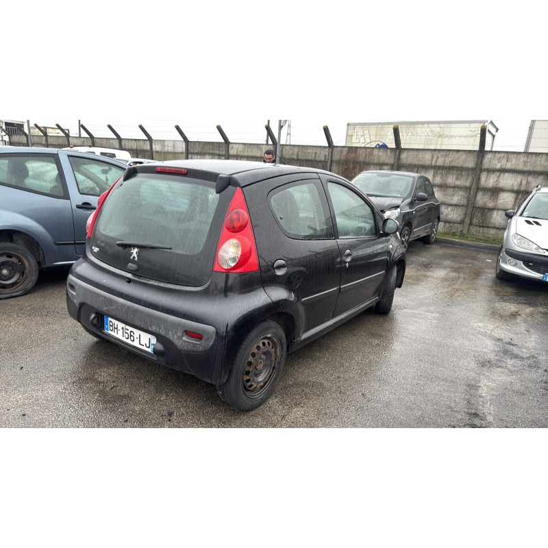 Porte avant droit PEUGEOT 107 Photo n°11