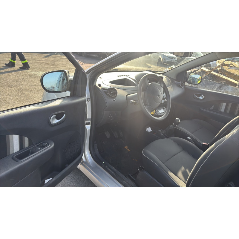Feu arriere principal droit (feux) RENAULT TWINGO 2 Photo n°13