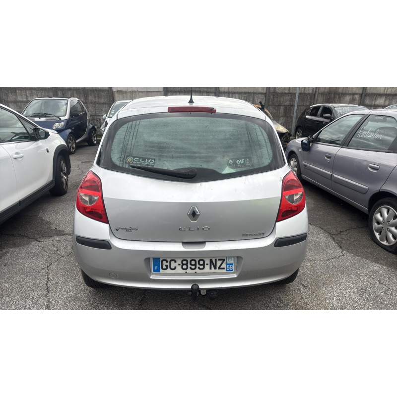 Malle/Hayon arriere RENAULT CLIO 3 Photo n°12