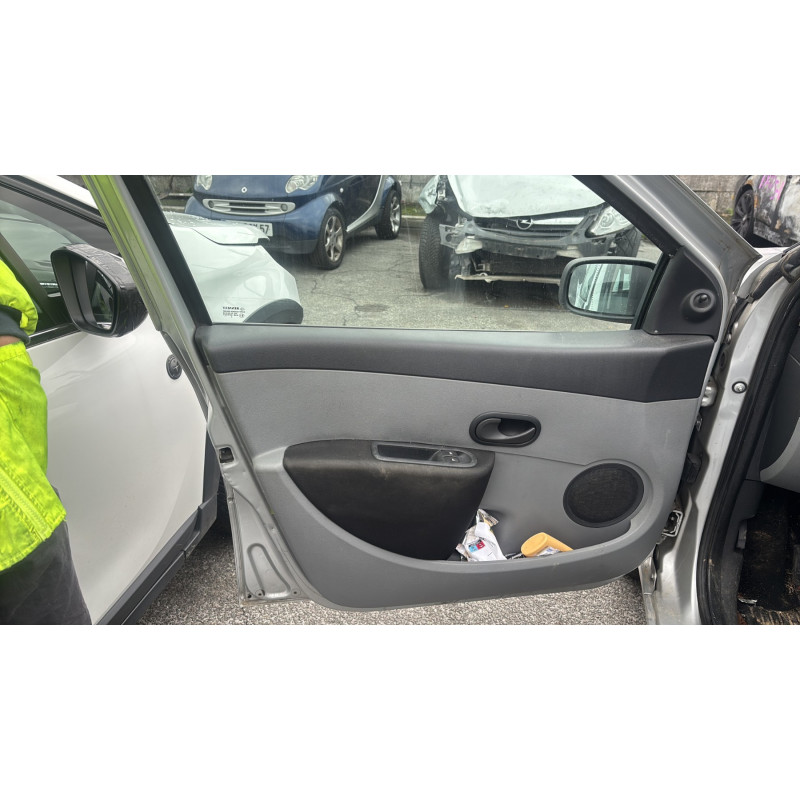 Porte arriere gauche RENAULT CLIO 3 Photo n°16