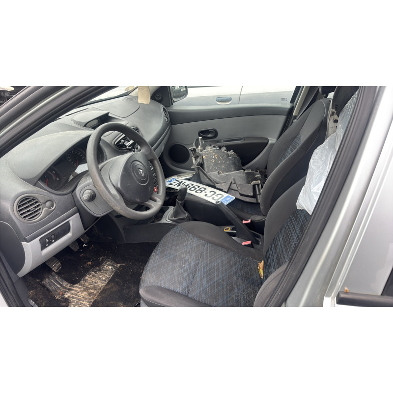 Porte arriere gauche RENAULT CLIO 3 Photo n°18