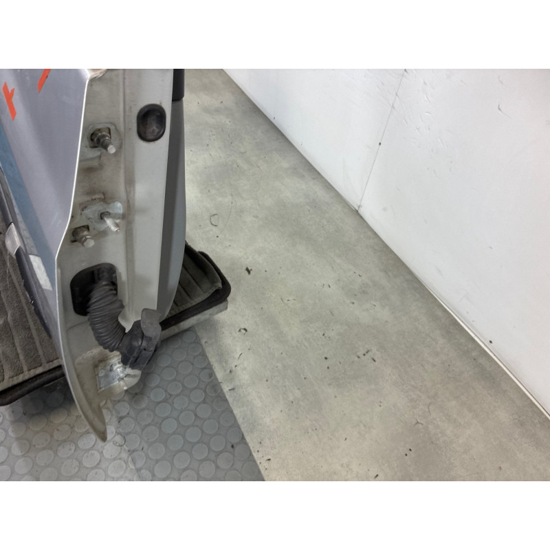 Porte avant droit RENAULT CLIO 3 Photo n°5