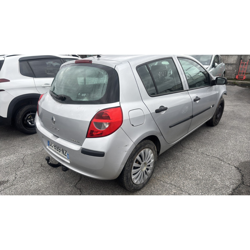 Porte avant droit RENAULT CLIO 3 Photo n°11