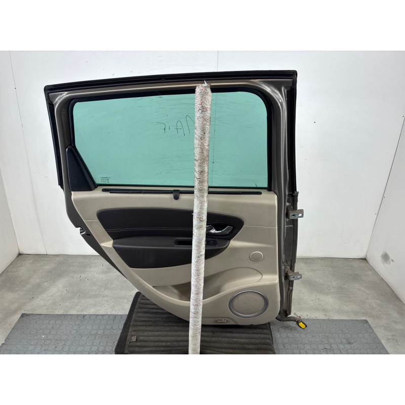 Porte arriere gauche RENAULT SCENIC 3 Photo n°1