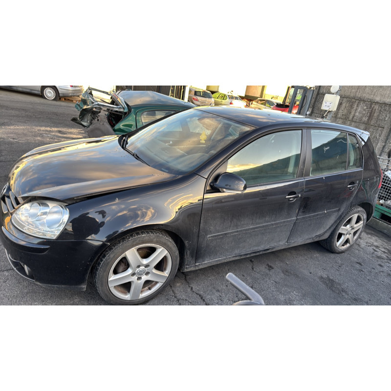 Capot VOLKSWAGEN GOLF 5 Photo n°15