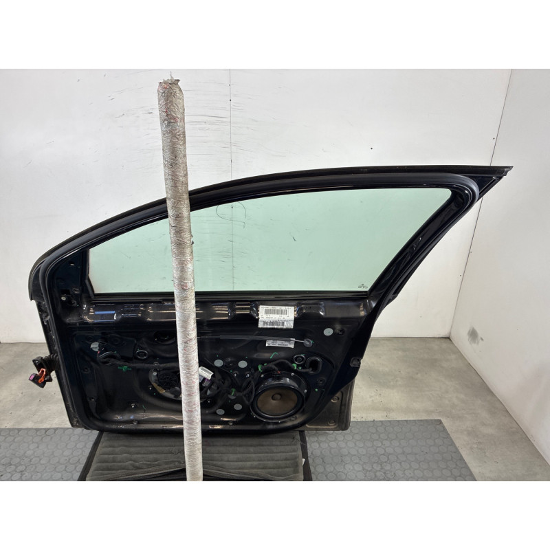 Porte avant droit VOLKSWAGEN GOLF 5 Photo n°6