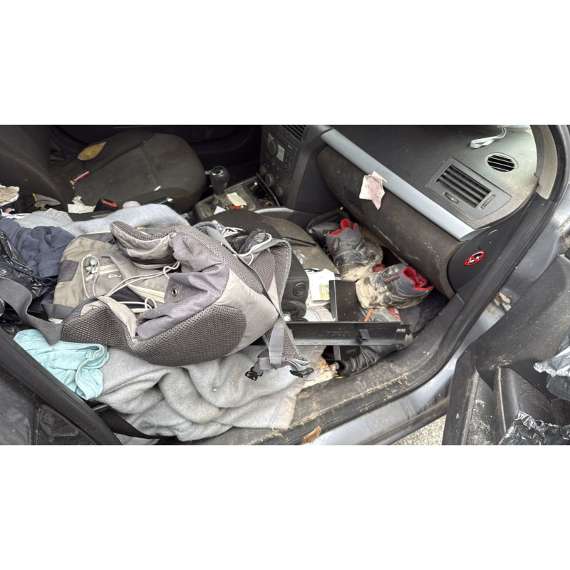 Pare choc avant OPEL ASTRA H Photo n°17