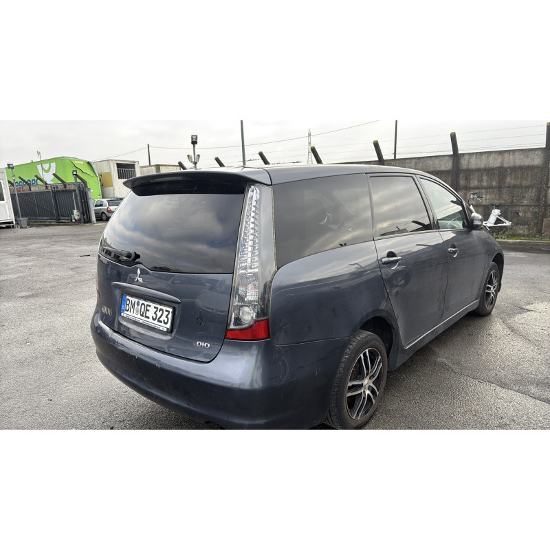 Pare choc avant MITSUBISHI GRANDIS Photo n°10